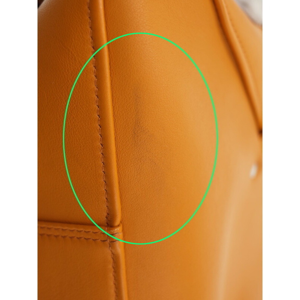 Balenciaga Triangle Duffle Bag M - Picture 9 of 9